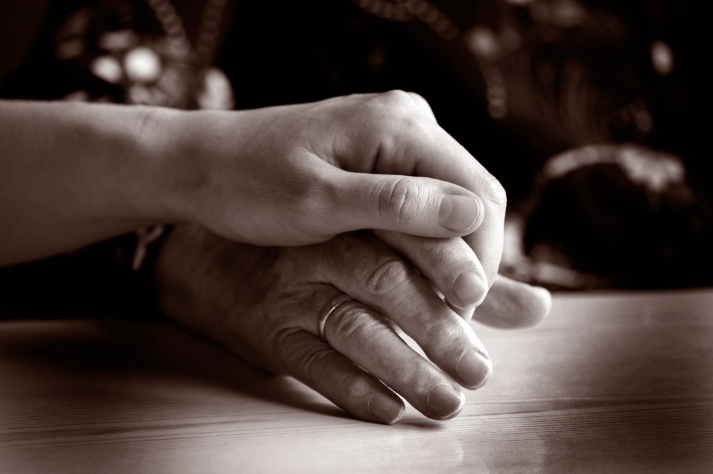 Cuidar de Cada Um: Quando um Elemento da Família Adoece, Toda a Família Fica&nbsp;Doente